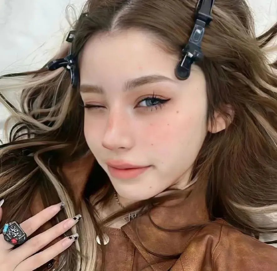 在我姐姐的婚纱里